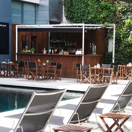 Medium Park Hotel