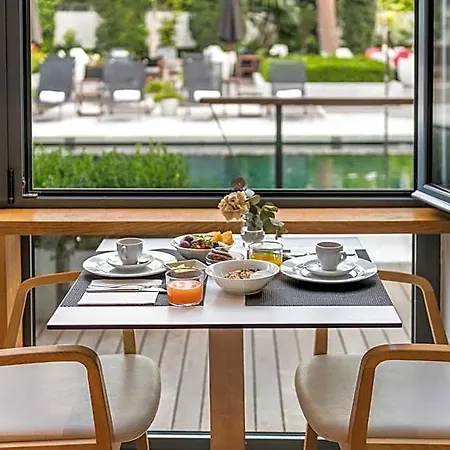 Medium Park Hotel 3*