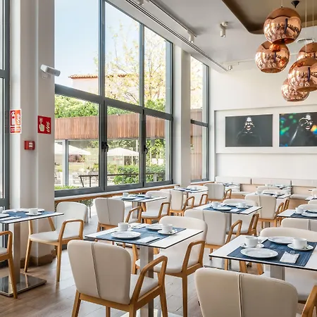 Medium Park Hotel 3*