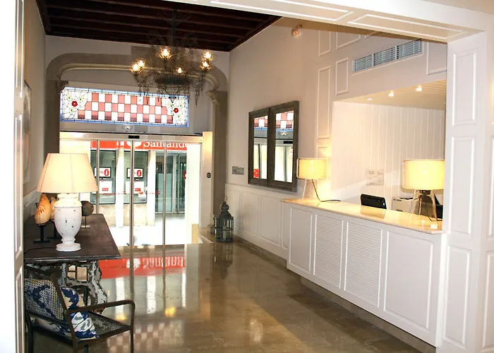 Medium Park Готель