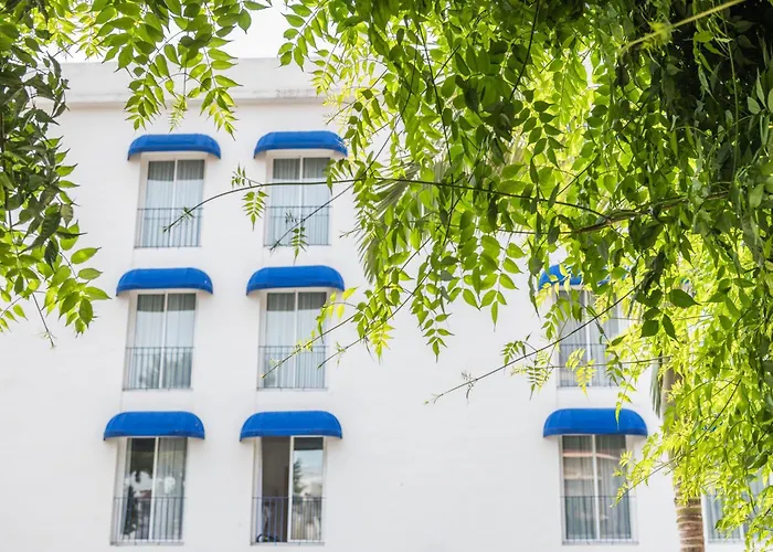 Medium Park 3* Сіджас