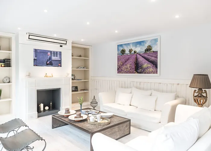 Готель Medium Park Сіджас