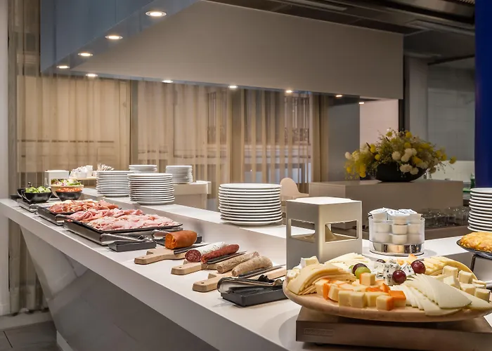 中锡切斯公园酒店 酒店 3*