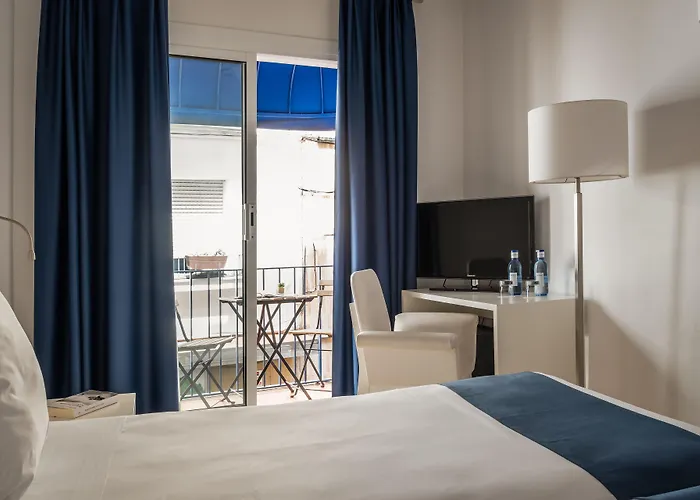 中锡切斯公园酒店 酒店